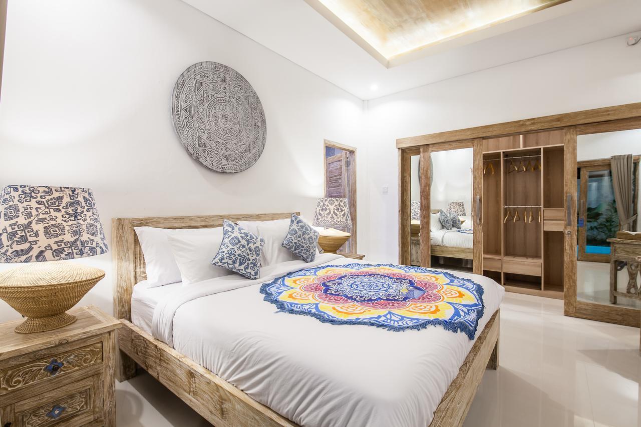 Ambermoon Villa 2 Seminyak Dış mekan fotoğraf